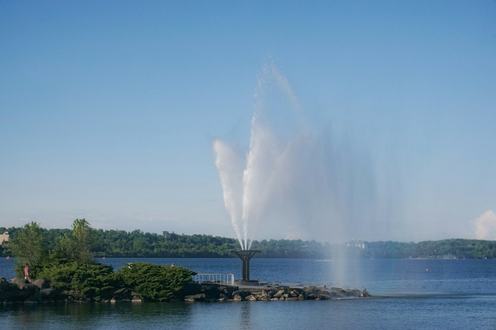 The fountain on the Barrie waterfront, Kempenfelt Bay